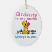 Granny is mijn naam. Spoelen is mijn spelletje. Keramisch Ornament (Rechts)