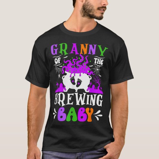 Granny Of The Brewing Baby Grandma To Be Halloween T-shirt (Voorkant)