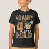 Granny Of The Four Ever Wild Safari 4th Birthday B T-shirt (Voorkant)