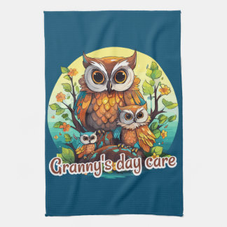 Granny's day care theedoek