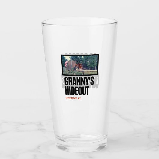 Granny's Hideout Beverage Glass Glas (Voorkant)