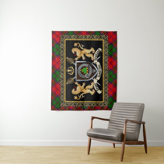 Grant Clan Badge & Motto w/Lions Wandkleed (In situ)