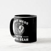 Grap niet met Mama Beer Moederdag Moeder Cool Mok (Voorkant links)