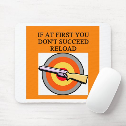 grap over pistool muismat (Met muis)