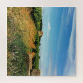 Grape Barn met Pyreneeën in Distance Margon France Legpuzzel (Horizontaal)