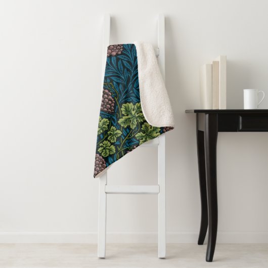 Grapevine (door William Morris) Sherpa Deken (In situ)