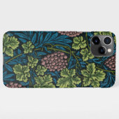  Grapevines with clusters of pink grapes  iPhone Hoesje (Achterkant horizontaal)