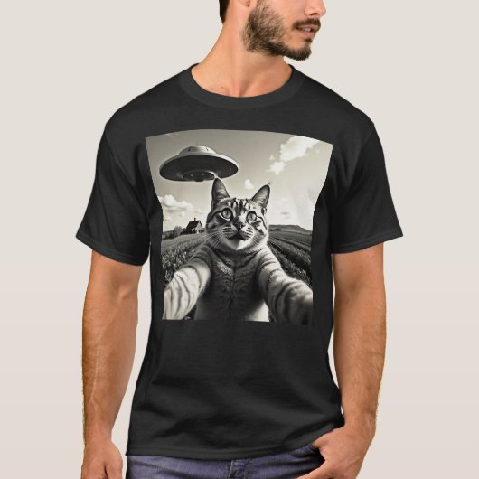 Graphic Tees For Women Men Cat Selfie with UFO Fun (Voorkant)