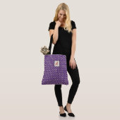 Graphical Woven Paars op Custom Color Monogram Tote Bag (Op model)