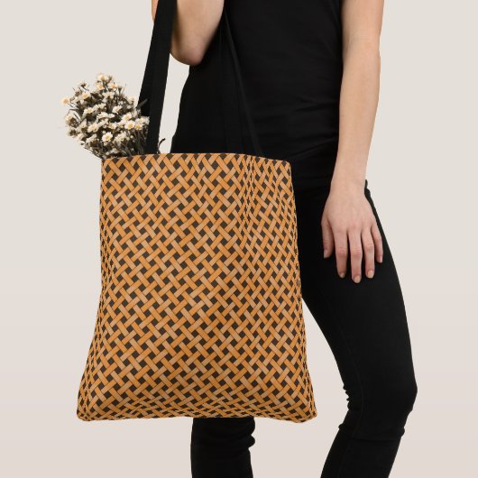 Graphical Woven Rattan Yellow op Custom Brown Tote Bag (Dichtbij)