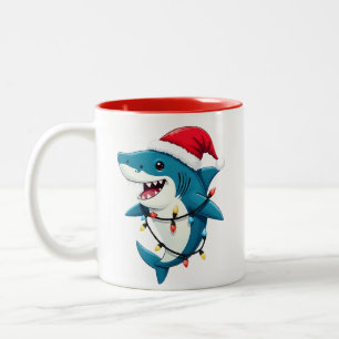 Grapige haai met kerstmuts tweekleurige koffiemok