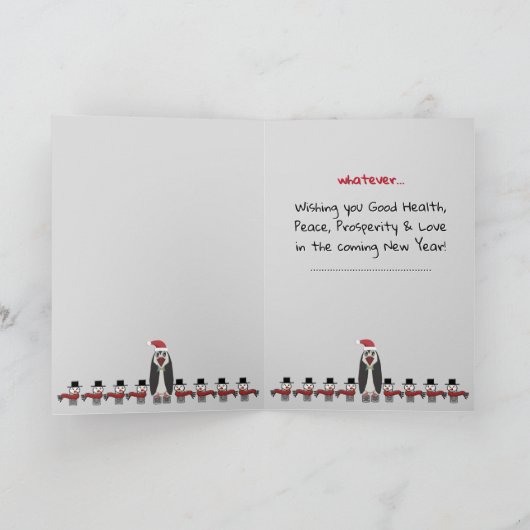 Grapige pinguïn op slee persoonlijk gemaakt feestdagen kaart (Binnen)