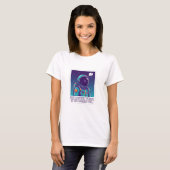 Grapjastronaut in kosmische leegte | Grappige ruim T-shirt (Voorkant volledig)
