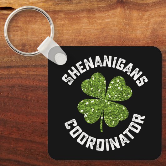 Grappenmaker Coördinator Funny St Patrick's Day Sleutelhanger (Voorkant)