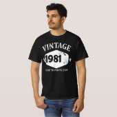 Grappig  1981 Happy Birthday Gift Beste Emoji. T-shirt (Voorkant volledig)