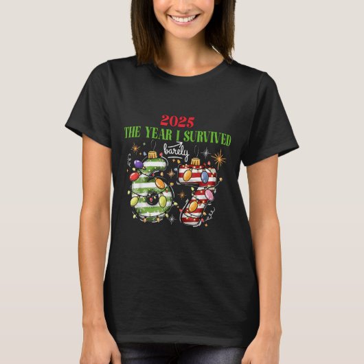 Grappig 2025 Het jaar dat ik ternauwernood 67 Kers T-shirt (Voorkant)