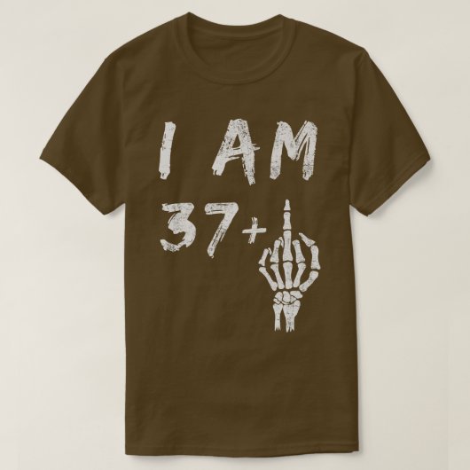 Grappig 38ste verjaardag, ik ben 37 plus skelet, m t-shirt (Design voorkant)