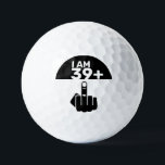 Grappig 40th Birthday Gift, 39 plus één controleur Golfballen<br><div class="desc">Een grappige 40e verjaardag Golf Balls zou kunnen worden beschreven als een humoristische en lichtzinnige manier om iemands mijlpaal te vieren. Het kon grappen of puns over ouder worden omvatten, evenals gepersonaliseerde berichten en binnengrappen. Enkele mogelijke beschrijvingen voor een grappig 40e verjaardag Keramisch Ornament zouden kunnen zijn: Een grappige en...</div>