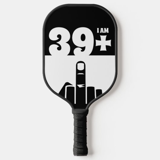 Grappig 40th Birthday Gift, 39 plus één controleur Pickleball Paddle (Voorkant)