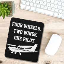 Grappig ‘4 Wheels 2 Wings One Pilot’ & Cool Cessna
