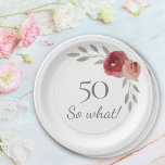 Grappig 50 Dus wat Waterverf Floral 50th Birthday Papieren Bordje<br><div class="desc">Grappig 50 Dus wat Waterverf Floral 50th Birthday Party Paper Borden. Moderne en eenvoudige bloemige 50e verjaardagsfeestjes met prachtige waterverf rode borden en takjes. Het grappige en positieve citaat 50 Wat is er geweldig voor een vrouw of een man die 50 jaar viert en een gevoel van humor heeft. U...</div>