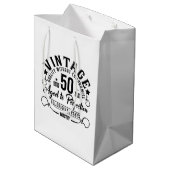 Grappig 50 verjaardagsfeestje medium cadeauzakje (Achterkant Gekanteld)