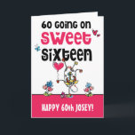 Grappig 60 gaat op Sweet Sixteen Cartoon Birthday Kaart<br><div class="desc">Leuke 60e verjaardagskaart voor een jong in hart 60 jaar oud met hartmotief eigenzinnige typografie en woorden 60 gaan Op Sweet Sixteen in zwart en roze met een schattige dansende koe cartoon en bloemen- en vlindermotieven. Eenvoudig te personaliseren met uw begroeting aan de voor- en binnenkant.</div>