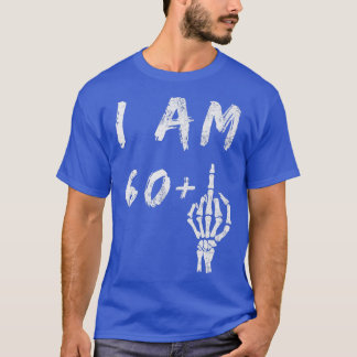 Grappig 61ste verjaardag, ik ben 60 plus skeletmid t-shirt