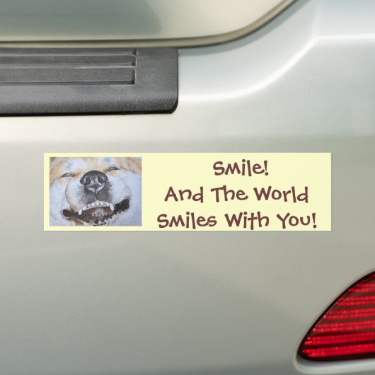 grappig afbeelding van een hond die glimlacht met  bumpersticker (Op auto)