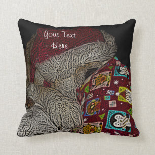 grappig afbeelding van schattige hond gekleed voor kussen