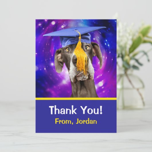 Grappig Afstuderen Hond Dragen Pet Aankondiging (Staand voorkant)