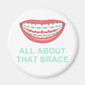 Grappig alles over de brace Spoof Magneet (Voorkant)