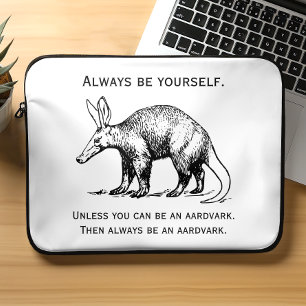 Grappig altijd jezelf of Aardvark zijn Laptop Sleeve