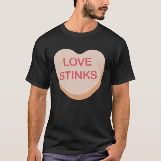 Grappig Anti-Valentijnsdag Liefde Stinks Hart Snoe T-shirt (Voorkant)