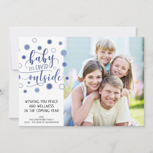 Grappig BABY VAN DE COVID BUITEN Typografie Blue Feestdagenkaart (Voorkant)