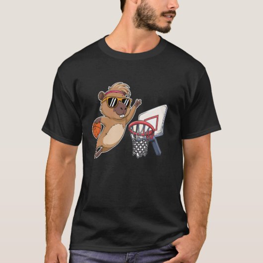 Grappig Basketbal Design Schattige Capybara Speelt T-shirt (Voorkant)