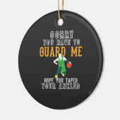 Grappig Basketbal Keramisch Ornament (Links)