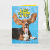 Grappig Basset Hound Ears die naar je congraties k Kaart (Voorkant)