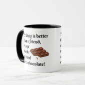 Grappig bevriende vrienden met zwarte chocolade te mok (Voorkant links)