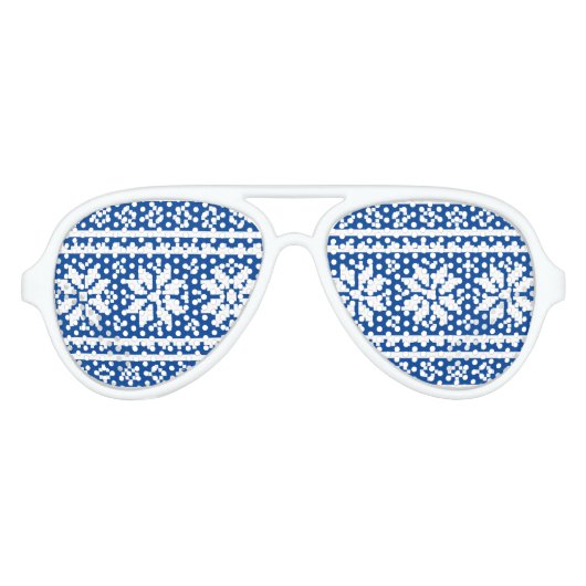 Grappig blauw en wit sneeuwvlok patroon Kerstmis Aviator Zonnebril (Voorkant)