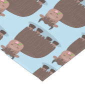 Grappig blij dat ik gras cartoon zie eten korte tafelloper (Hoek)