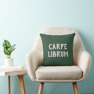 Grappig Boekeliefhebbers Carpe Librum Gezegde Kussen