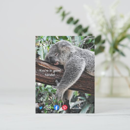 grappig briefkaart ontspannen koala (Staand voorkant)