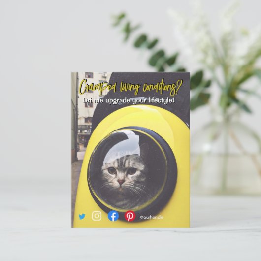 grappig briefkaart van onroerend goed, gekke leven (Staand voorkant)