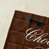 Grappig bruine chocoladeverslaafde strandhanddoek strandlaken (In situ)