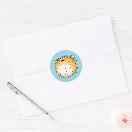 Grappig Cartoon Puffer Fish Design Ronde Sticker (Envelop)