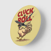Grappig "Cluck & Roll" Cool Rooster Cartoon ontwer Ronde Klok (Hoek)