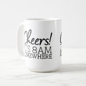 Grappig Coffee Lover - Cheers! Het is 8 uur ergens Koffiemok (Voorkant links)