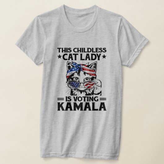 Grappig dat deze kinderloze kattendame op Kamala s T-shirt (Laagn)