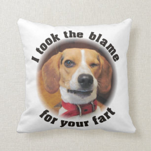 Grappig dat ik de schuld nam van je kleine Beagle  Kussen